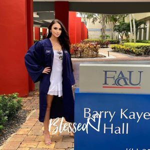 Meet your Posher, Britney